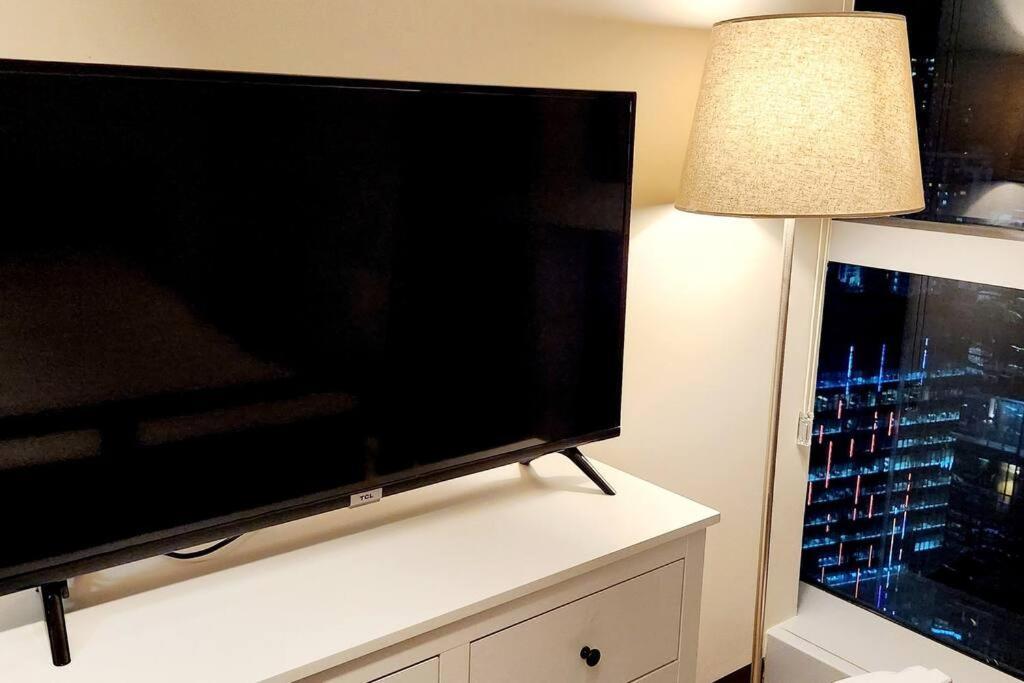 Casa Antonio At Uptown Parksuites Tower One Bgc Манила Екстериор снимка