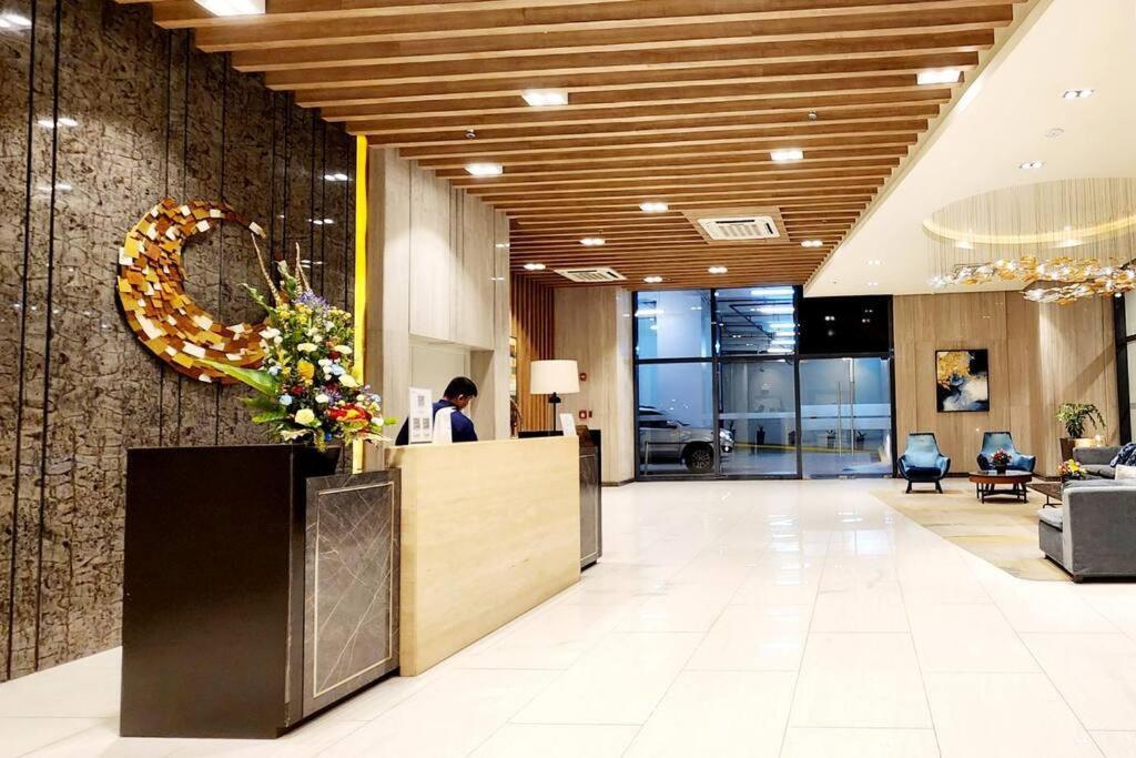 Casa Antonio At Uptown Parksuites Tower One Bgc Манила Екстериор снимка