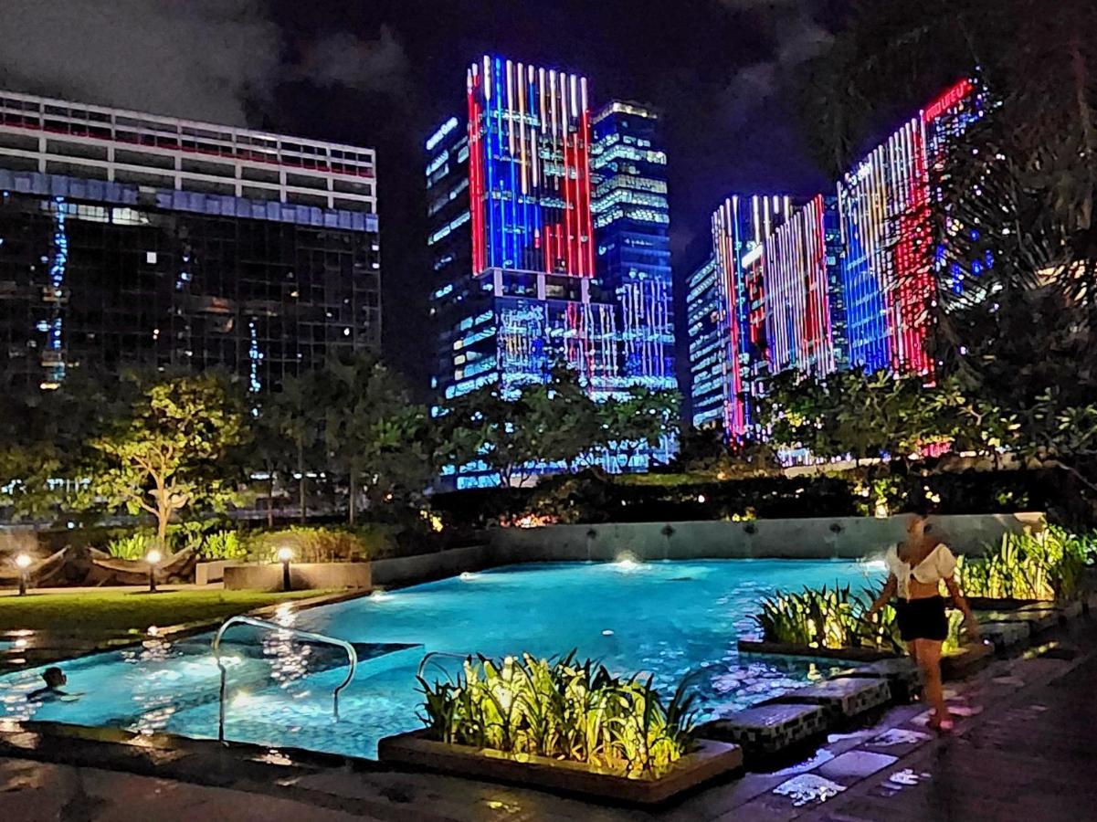 Casa Antonio At Uptown Parksuites Tower One Bgc Манила Екстериор снимка